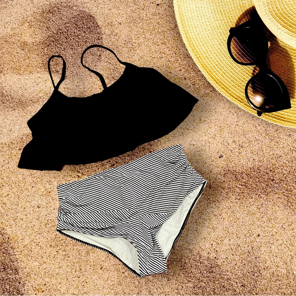 Bathing suit